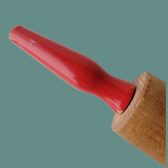 Vintage 1950s Maple Rolling Pin with Tapered Red Handles - Picture 3 of 4